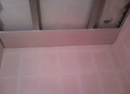 потолок из пластиковых панелей фото